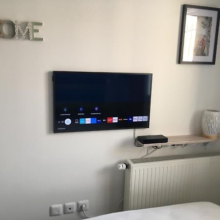 Chambre Privee Proche Disney Disponible De 19H A 10H Montévrain Exterior foto